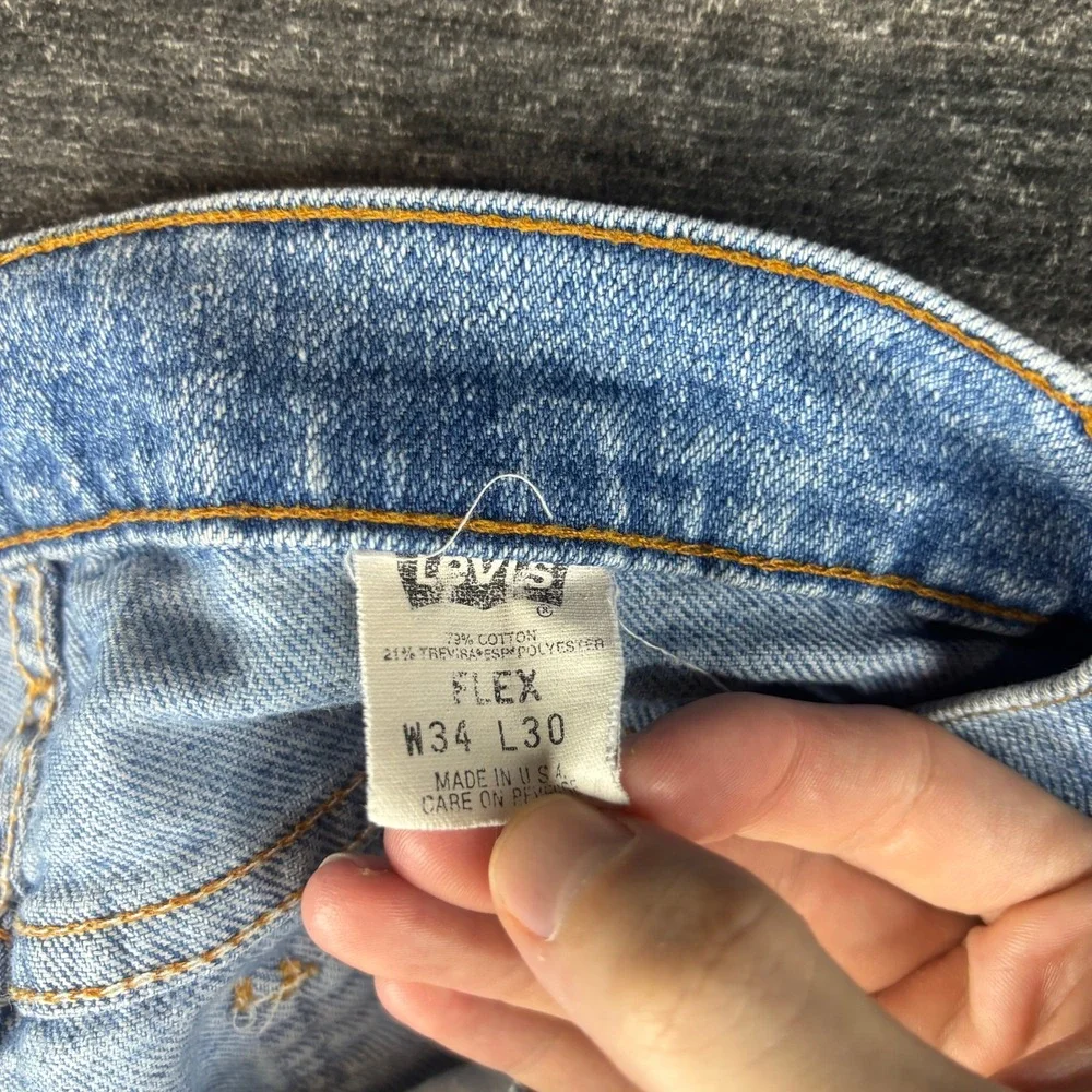 Vintage Levis Flex Jeans Mens 34x30 Light Wash Straight Leg Made in USA Casual